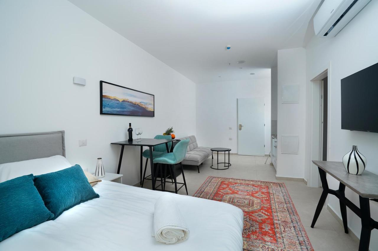 Hi-Yam Seaview Apartments & Suites - יש ממ"ד 巴特亚姆 外观 照片