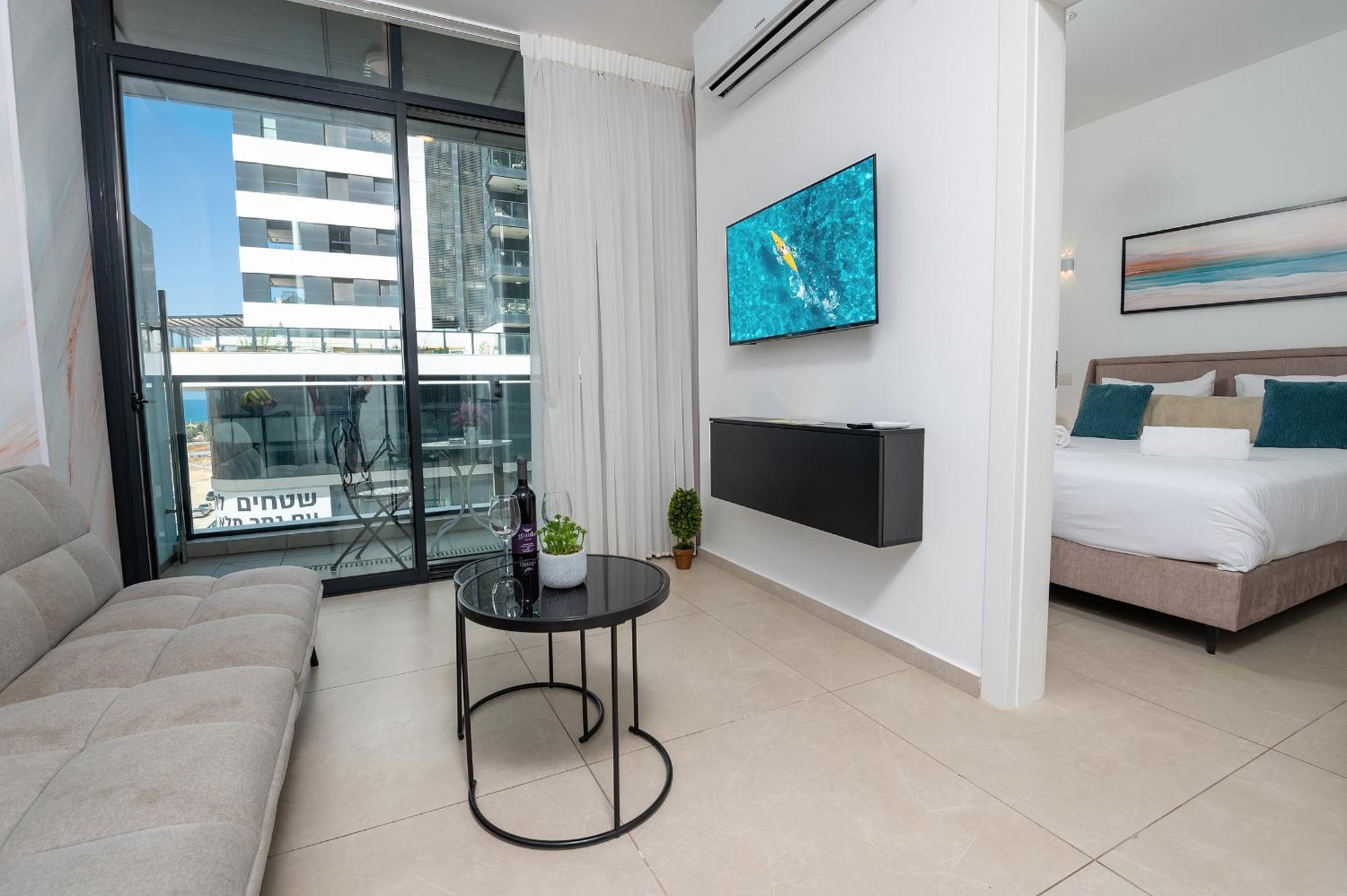 Hi-Yam Seaview Apartments & Suites - יש ממ"ד 巴特亚姆 外观 照片