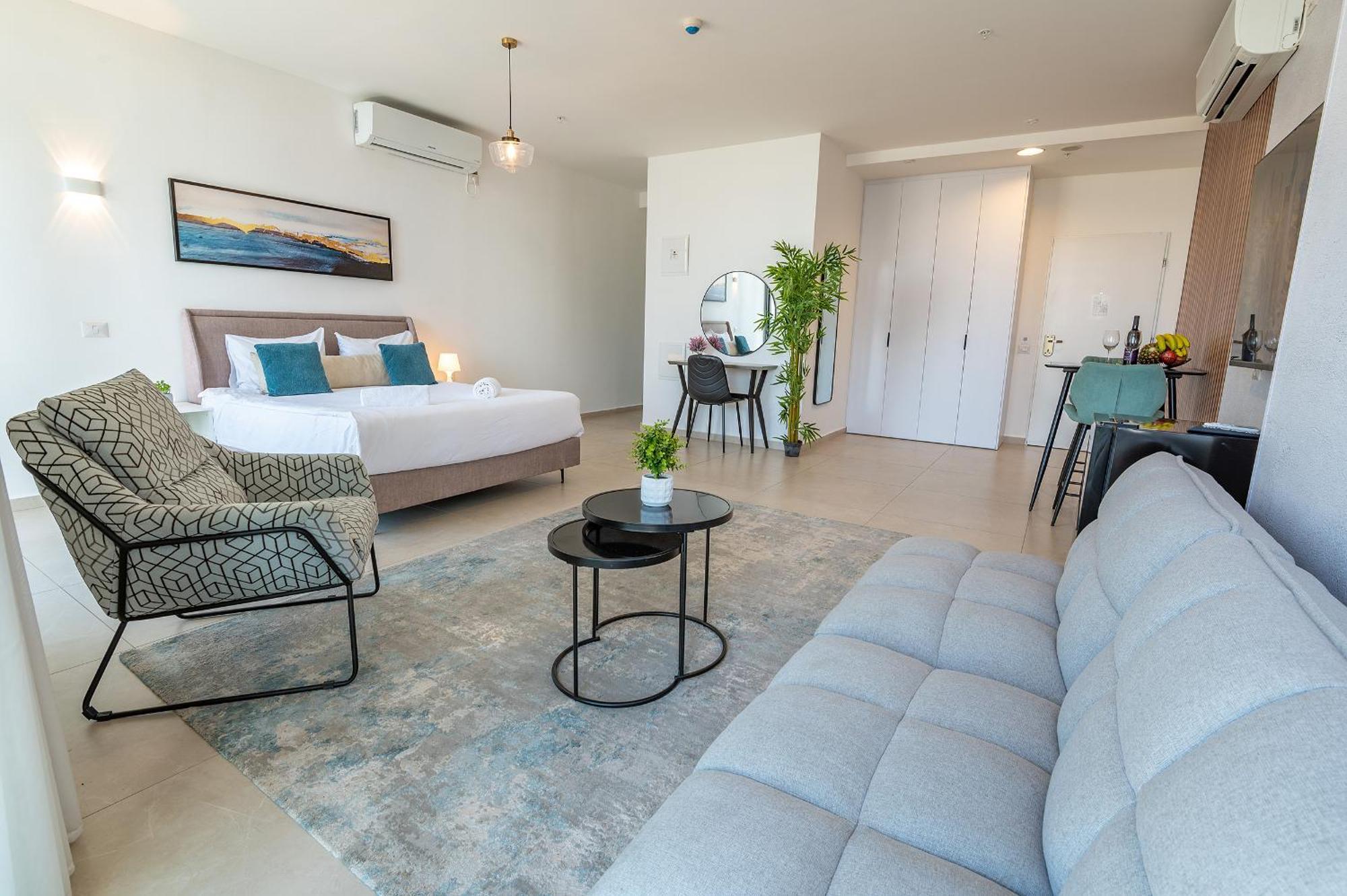Hi-Yam Seaview Apartments & Suites - יש ממ"ד 巴特亚姆 外观 照片
