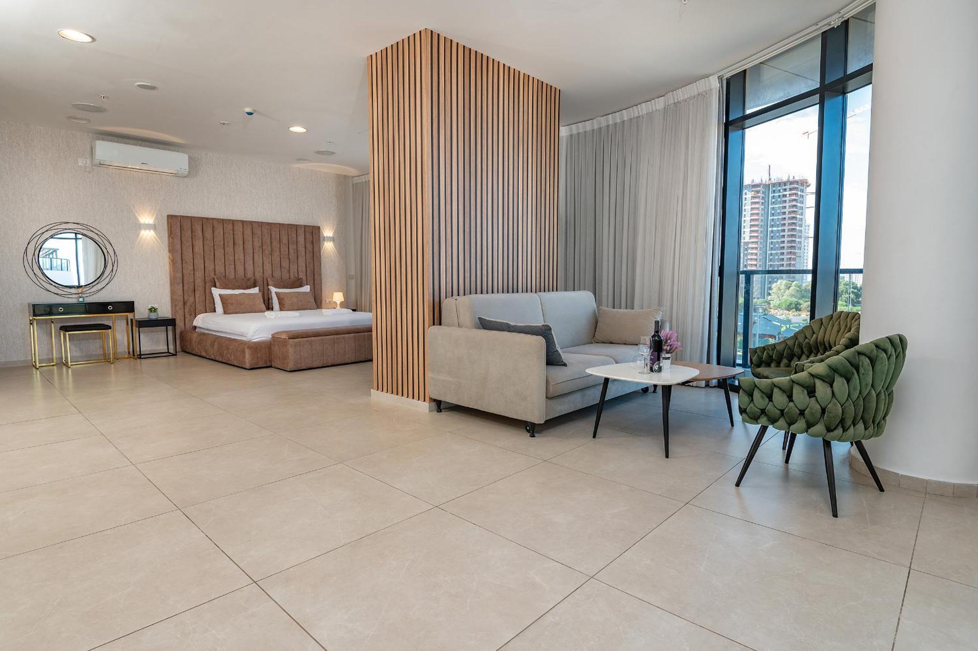 Hi-Yam Seaview Apartments & Suites - יש ממ"ד 巴特亚姆 外观 照片