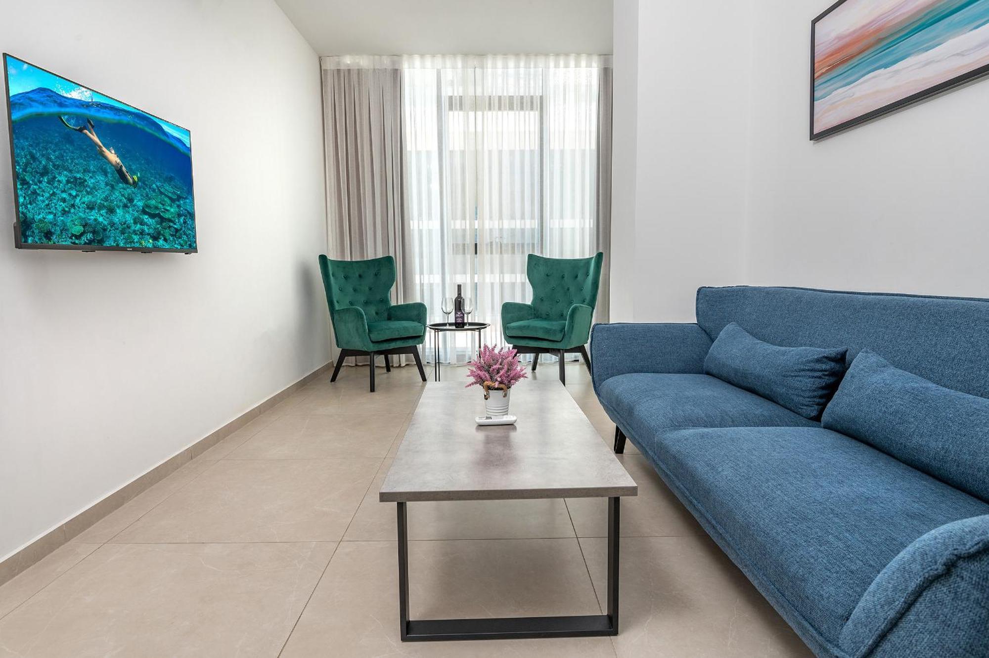 Hi-Yam Seaview Apartments & Suites - יש ממ"ד 巴特亚姆 外观 照片