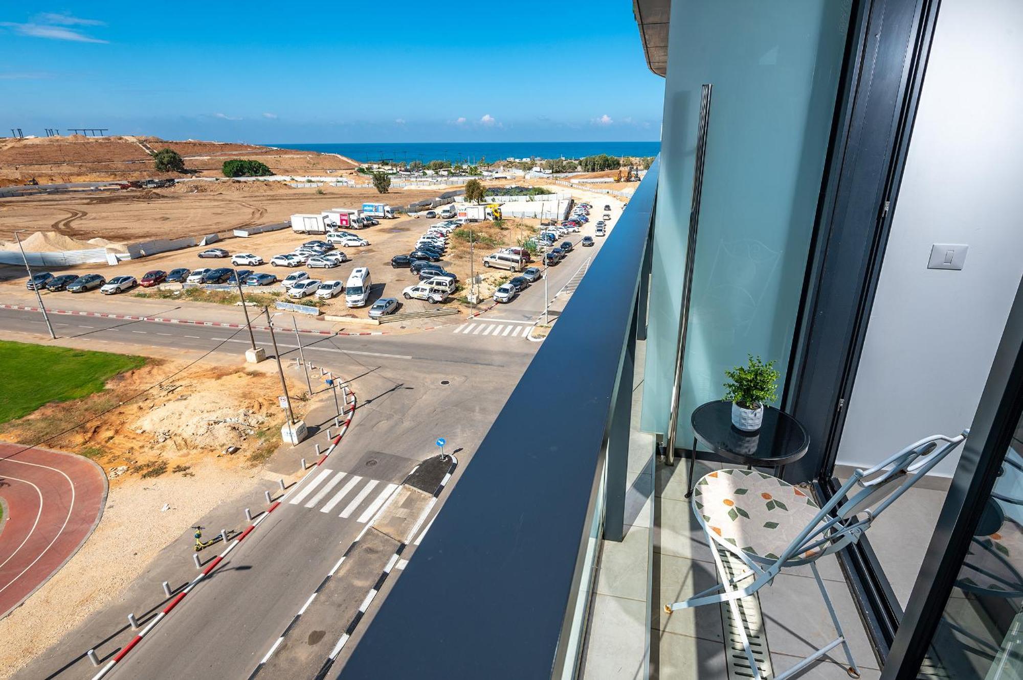 Hi-Yam Seaview Apartments & Suites - יש ממ"ד 巴特亚姆 客房 照片