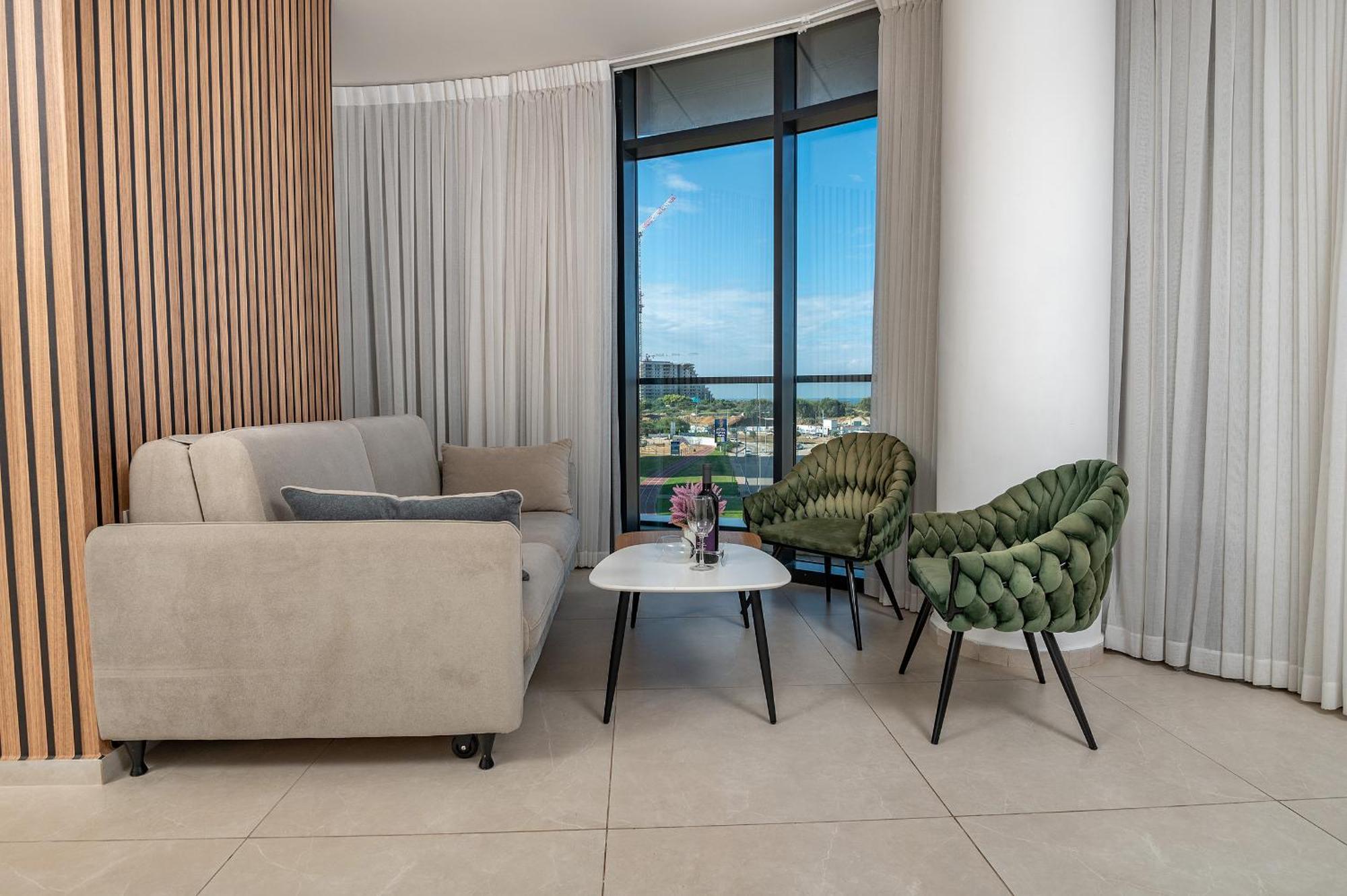 Hi-Yam Seaview Apartments & Suites - יש ממ"ד 巴特亚姆 客房 照片